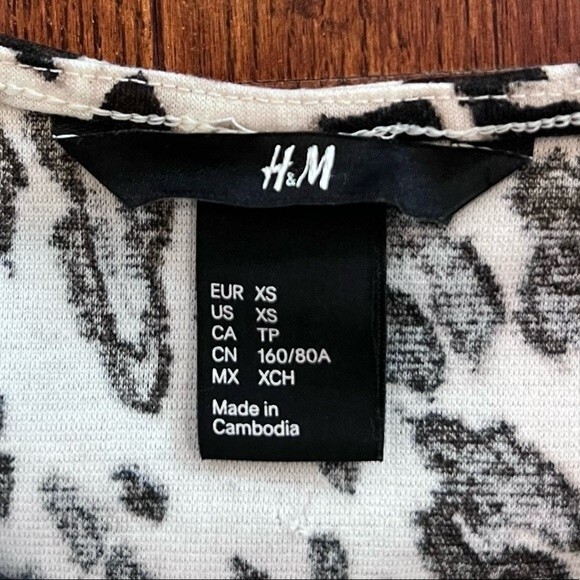 H&M leopard animal print dress size XS - Picture 4 of 5